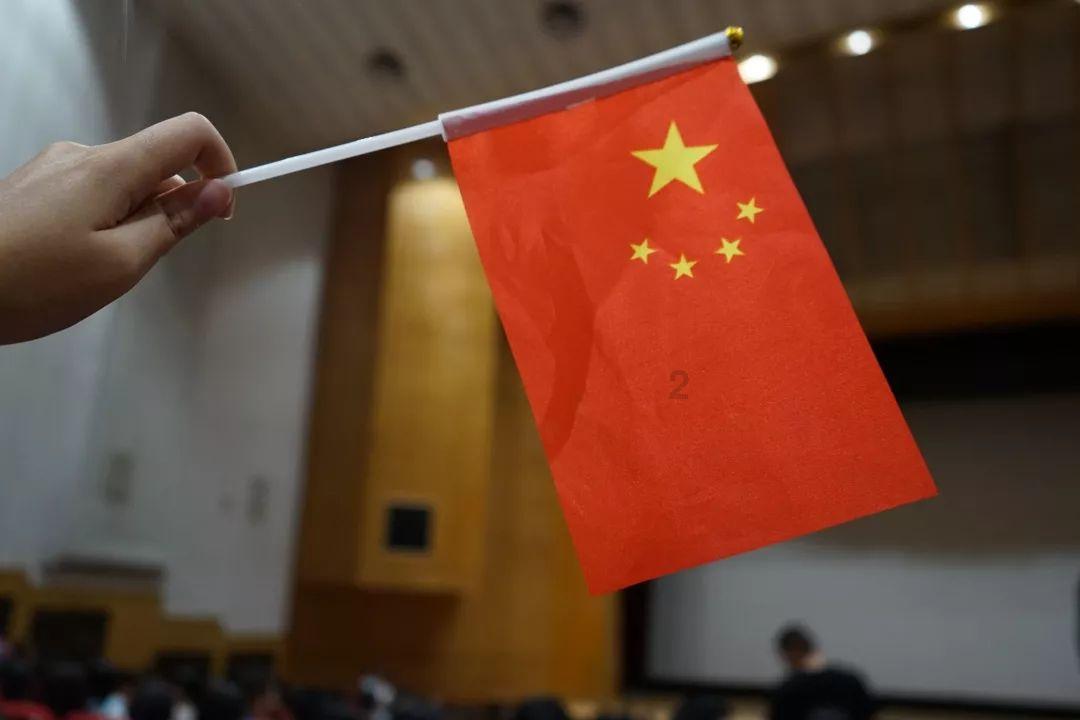 快递包装更绿服务更优(大数据观察)